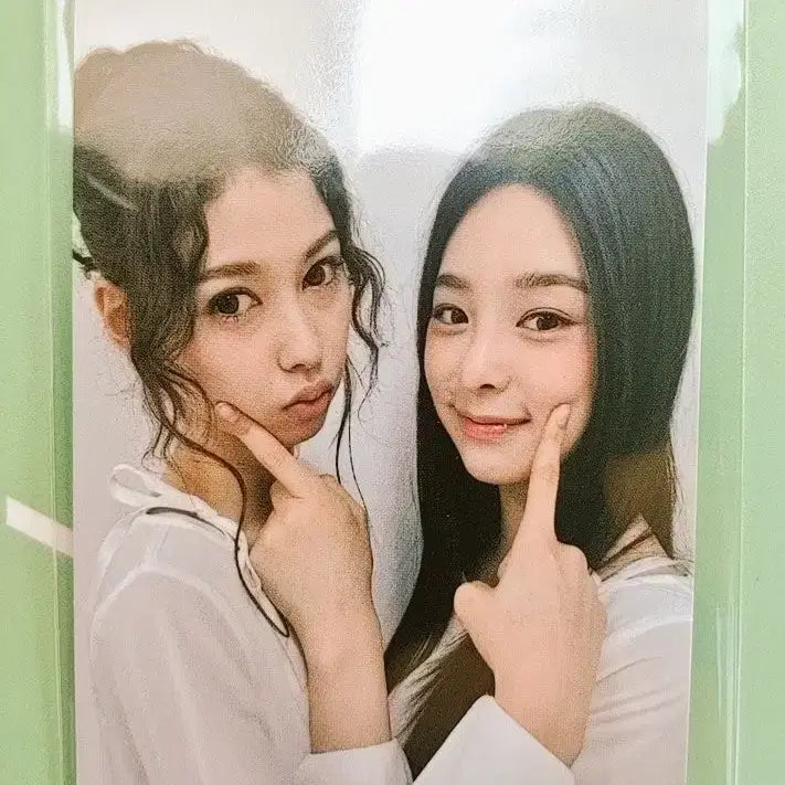 앳하트 공방 유닛 포카