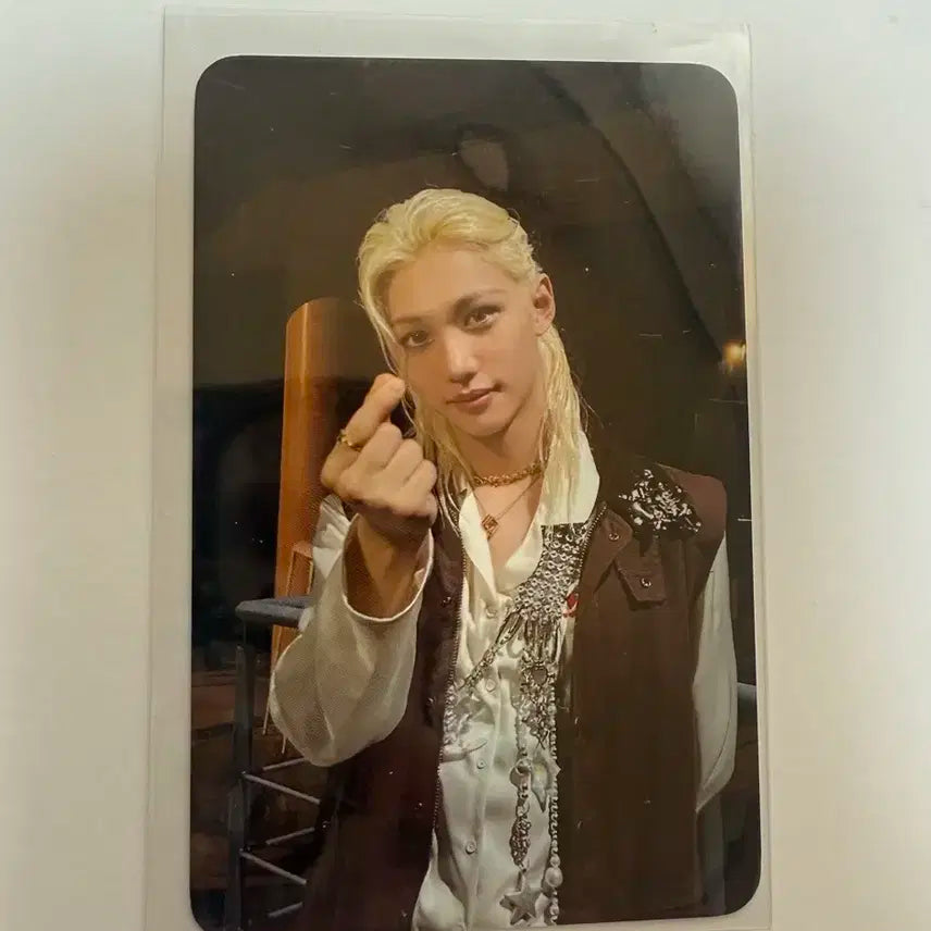 StrayKids celebrate ポップアップ 公式 メンプロ ヒョンジン