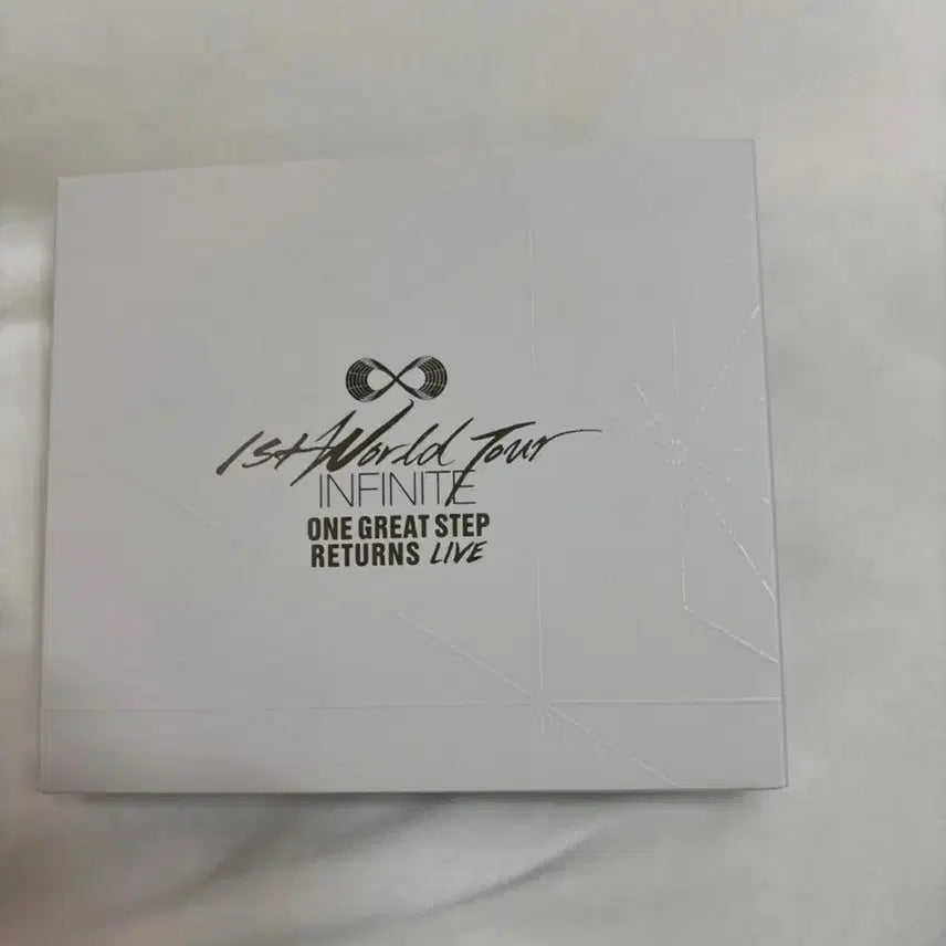 인피니트의 1st World Tour ONE GREAT STEP 앨범