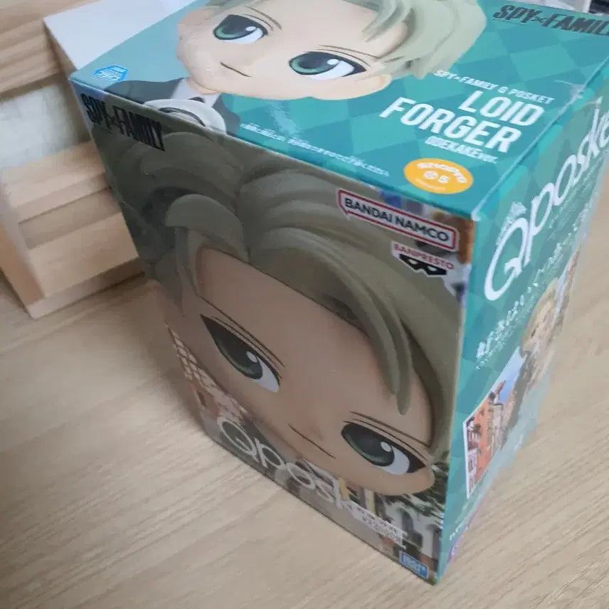 스파이 패밀리 로이드 피규어 판매합니다