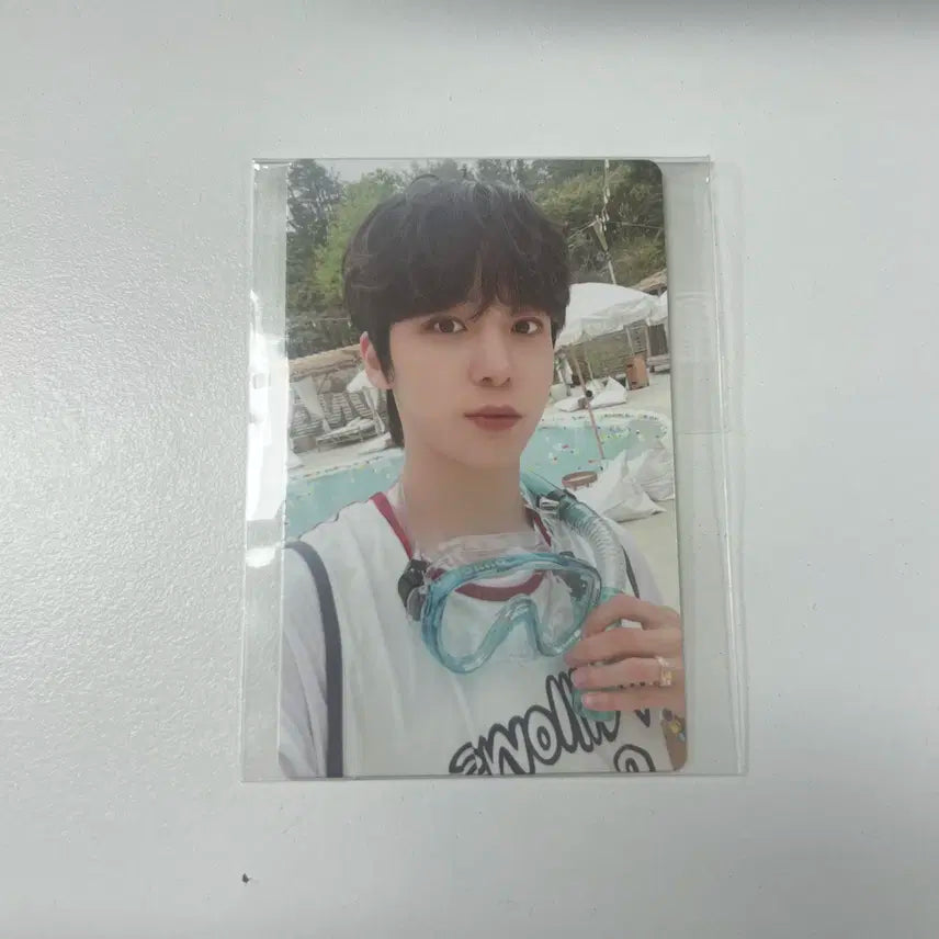 2023 에이티즈 썸머포토북 예약판매 특전 윤호