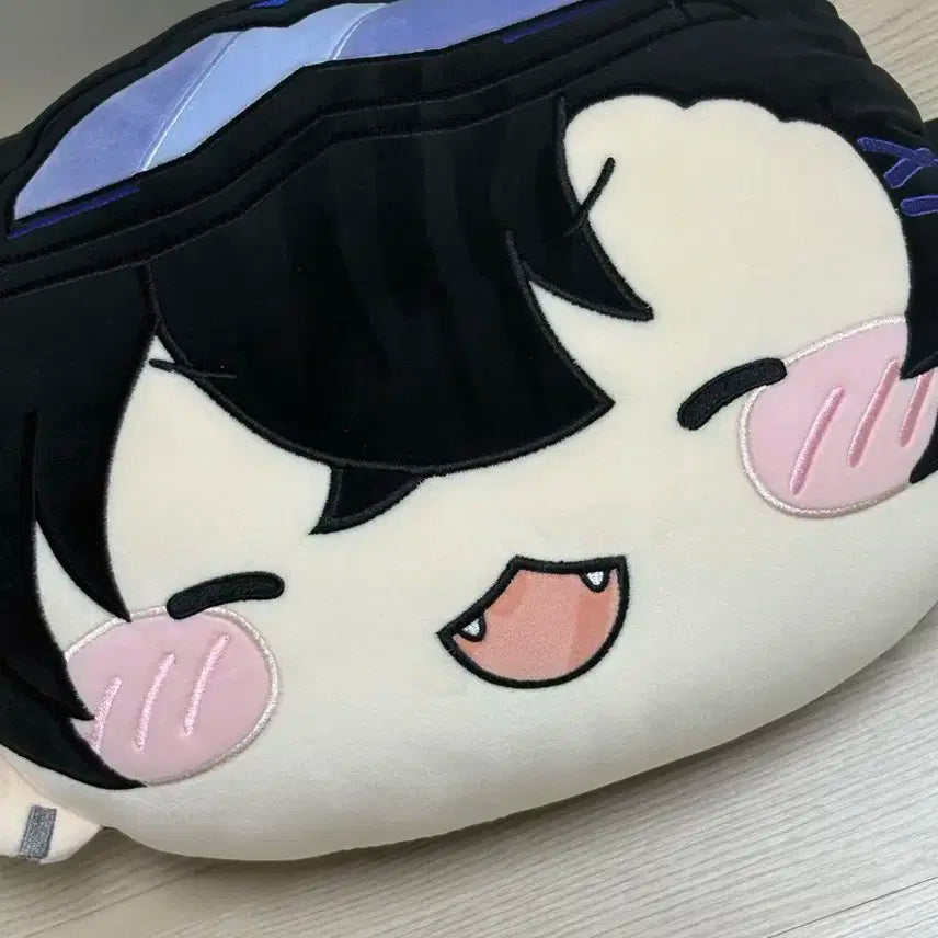리레볼루션 잭 쿠션