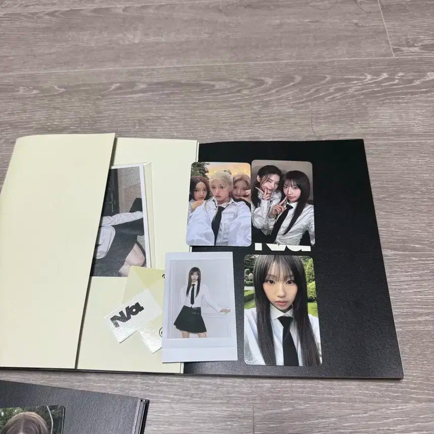 이즈나 Na/Iz ver 개봉 앨범 판매합니다(양도)