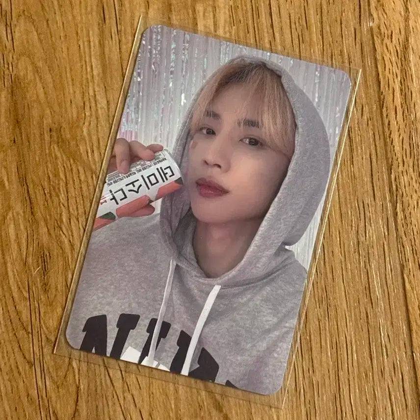 더보이즈 선우 데미소다 포카