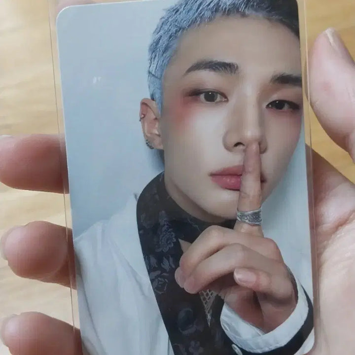스키즈 현진 카르마 앨포 포카 세리머니 양면포카 스트레이키즈 지니렛