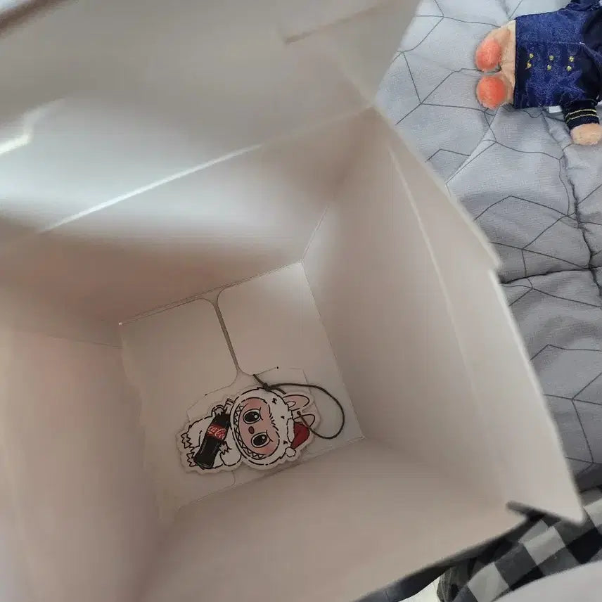 오늘만정품 4만원에 팔아요