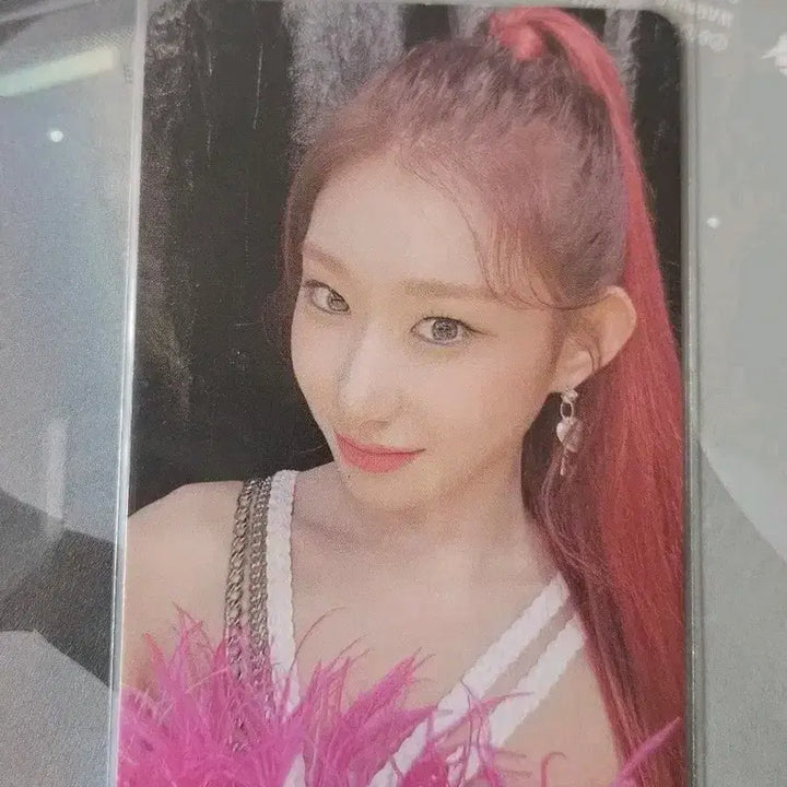 있지 채령 로코 포토카드 판매합니다