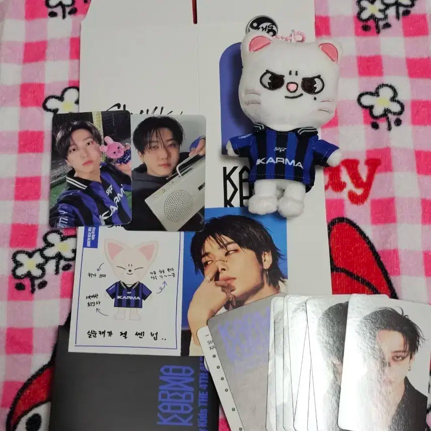 스트레이키즈 카르마 스키주 앨범 지니렛 현진 단순개봉 Karma skz