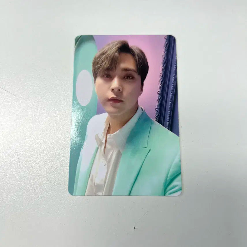 하이라이트 비스트 손동운 더 블루잉 앨범 포카