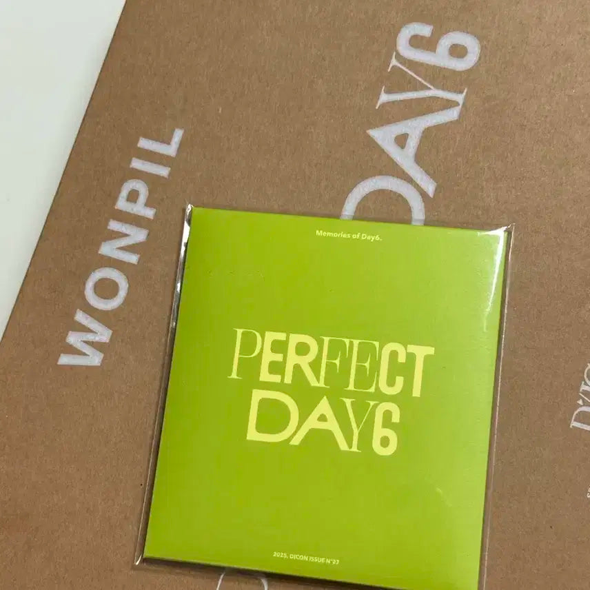 데이식스 디아이콘 원필 폴라로이드 사진 세트