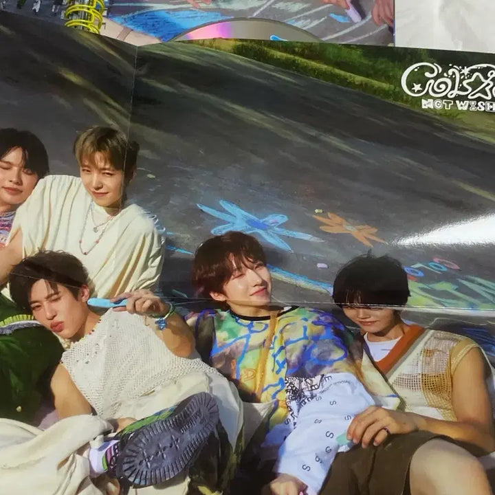 ( 개봉 )엔시티 위시 컬러 포토북 + 팝팝 쥬얼 케이스 버전 팝니다.