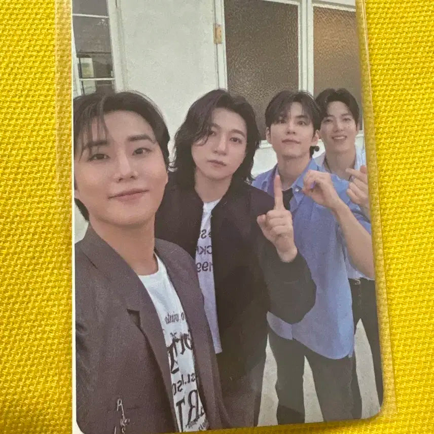 데이식스 단체 포카 -10주년콘서트 바람막이 엠디