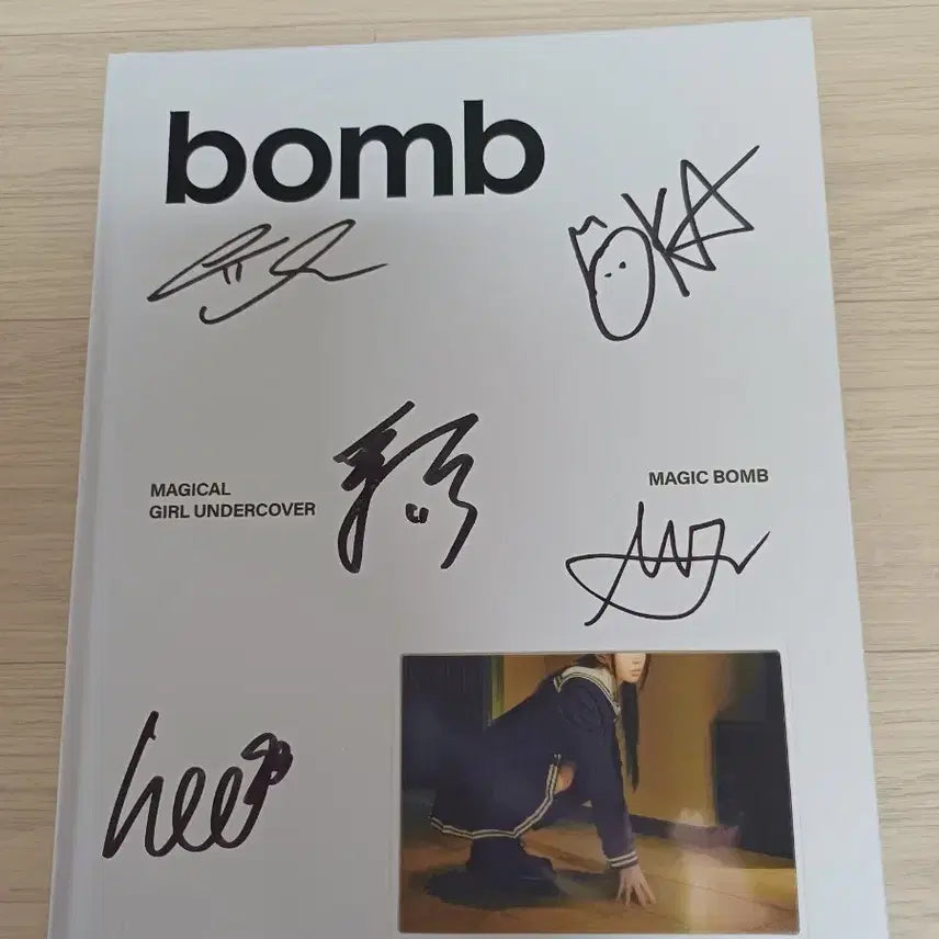 아일릿 ILLIT 비매 싸인 앨범