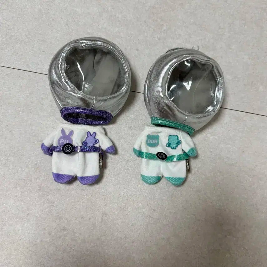 데니멀즈 우주복 필 돈