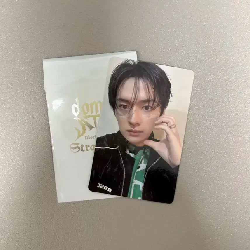 Dominate/스키즈 LEEKNOW 재팬만엔특전(리노)