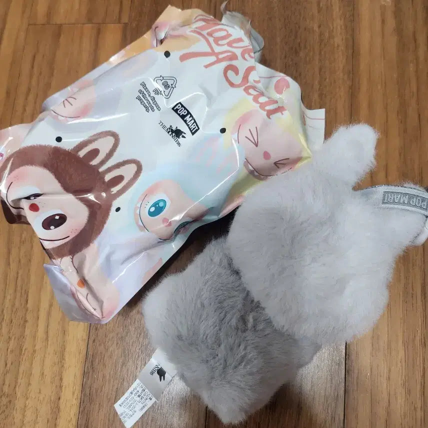 그레이 라부부 새상품 팝아트