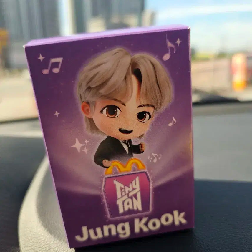 맥도날드 해피밀 정국 피규어 미개봉 방탄bts JUNGKOOK 타이니탄