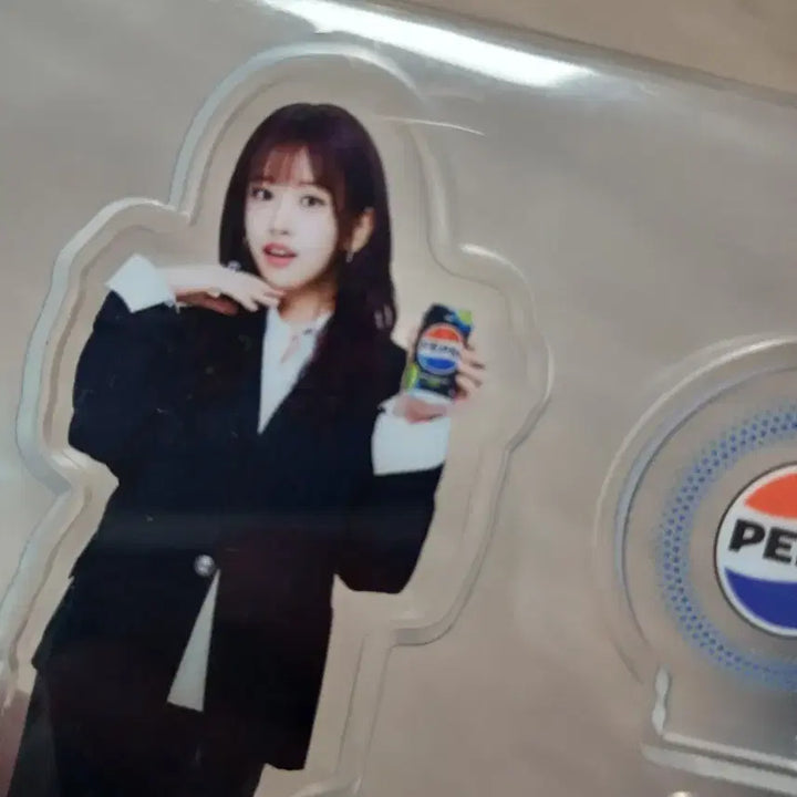안유진 스탠드 굿즈