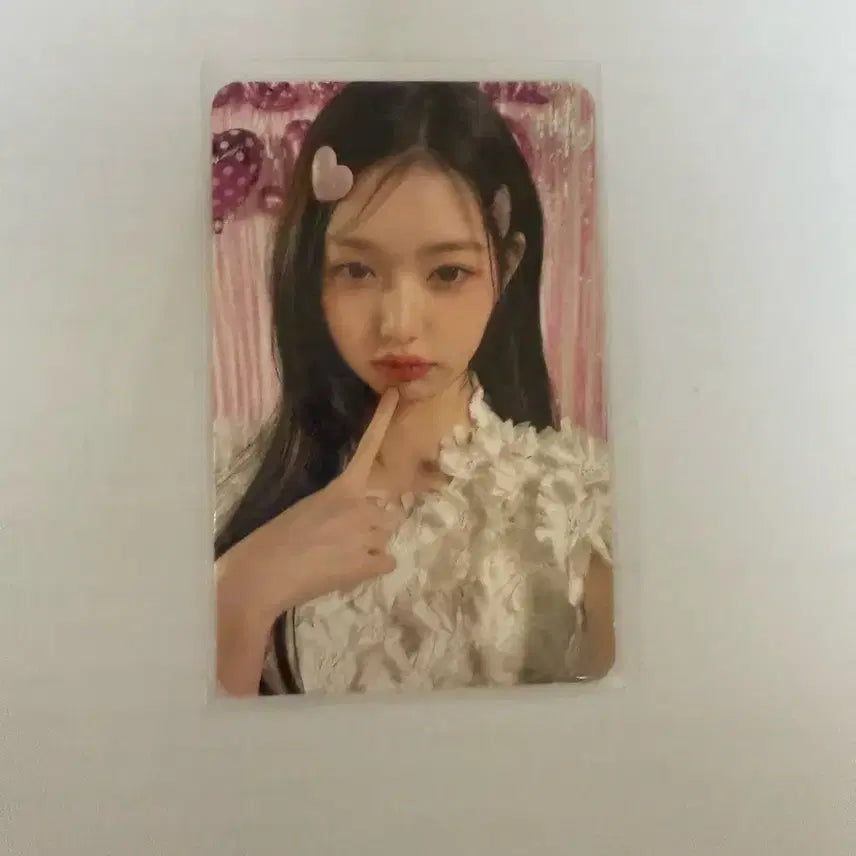 매물별로없음) 원영 일폰 어뮤즈 포카