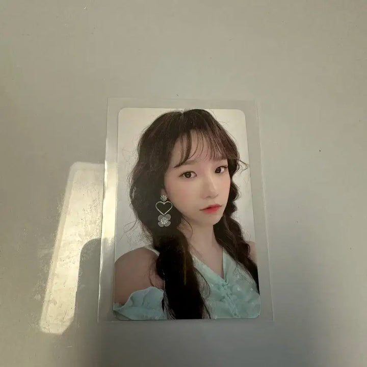 아이즈원 앨범 구성품 일괄 판매합니다.