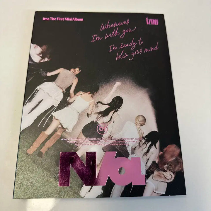 이즈나 앨범 풀구성 일괄 판매합니다.