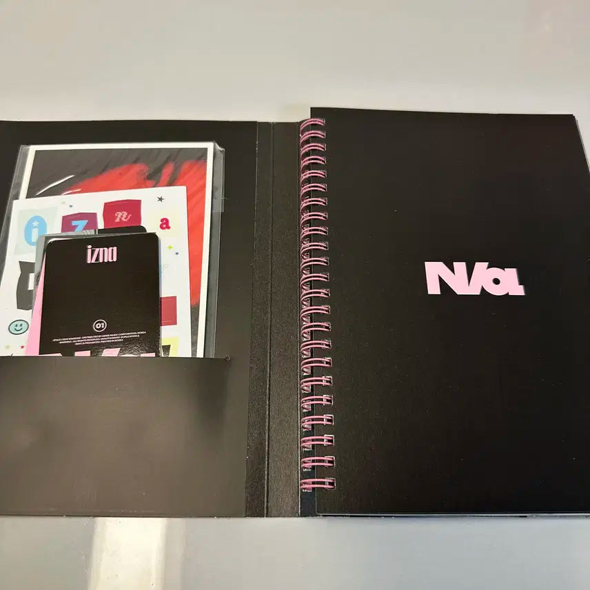 이즈나 앨범 풀구성 일괄 판매합니다.