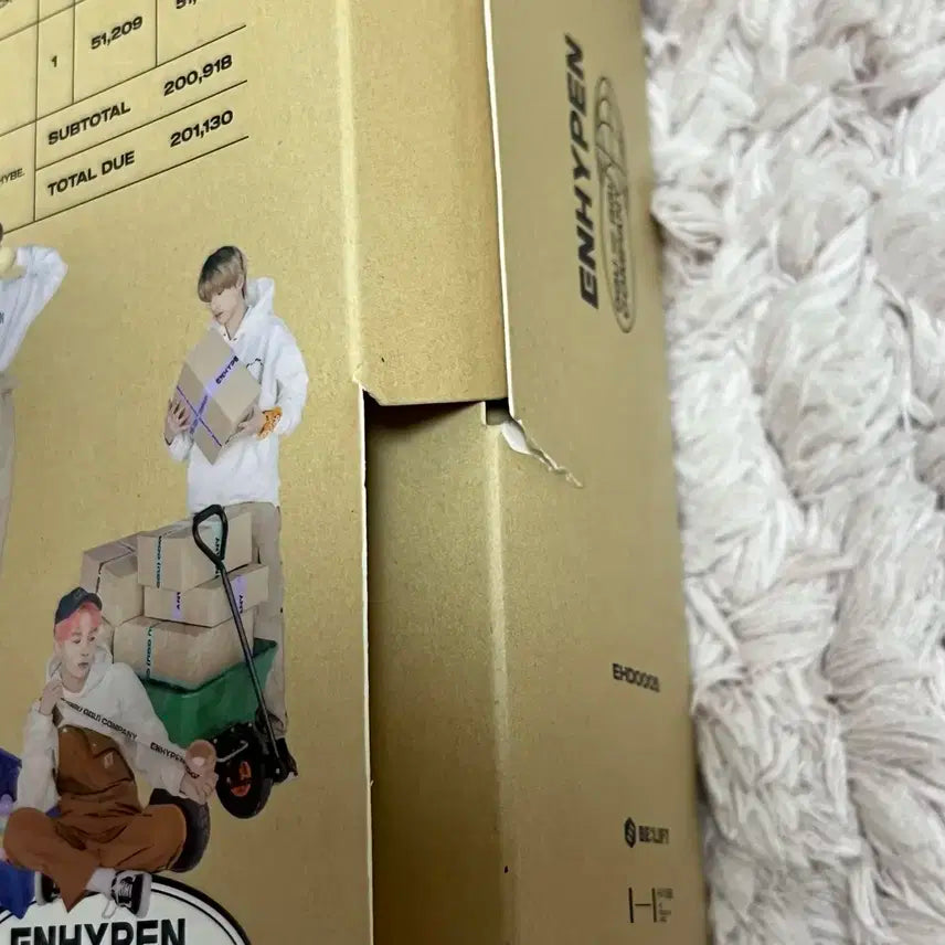 엔하이픈 꾸꾸 패키지 포카 굿즈 양도해요