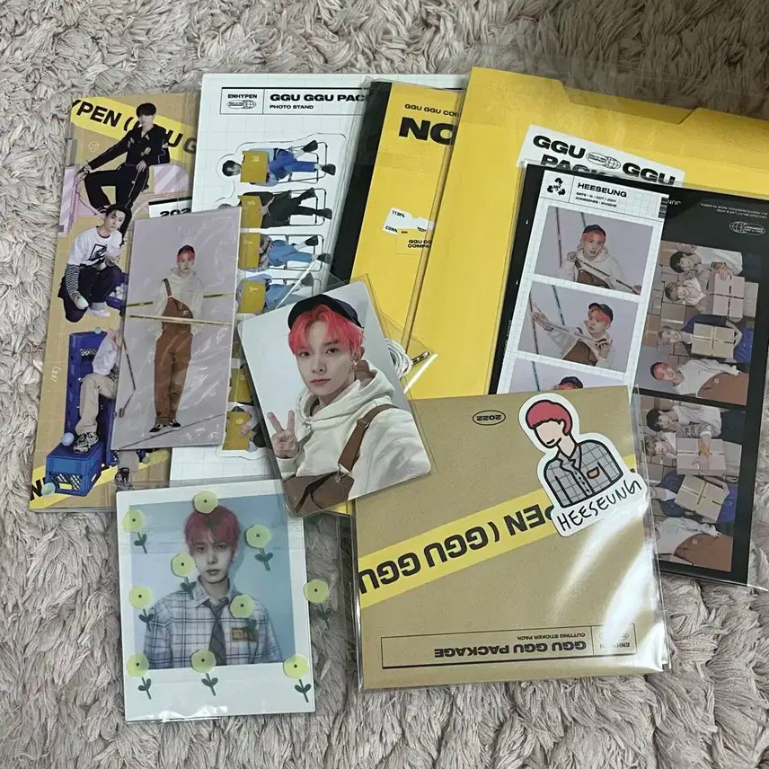 엔하이픈 꾸꾸 패키지 포카 굿즈 양도해요