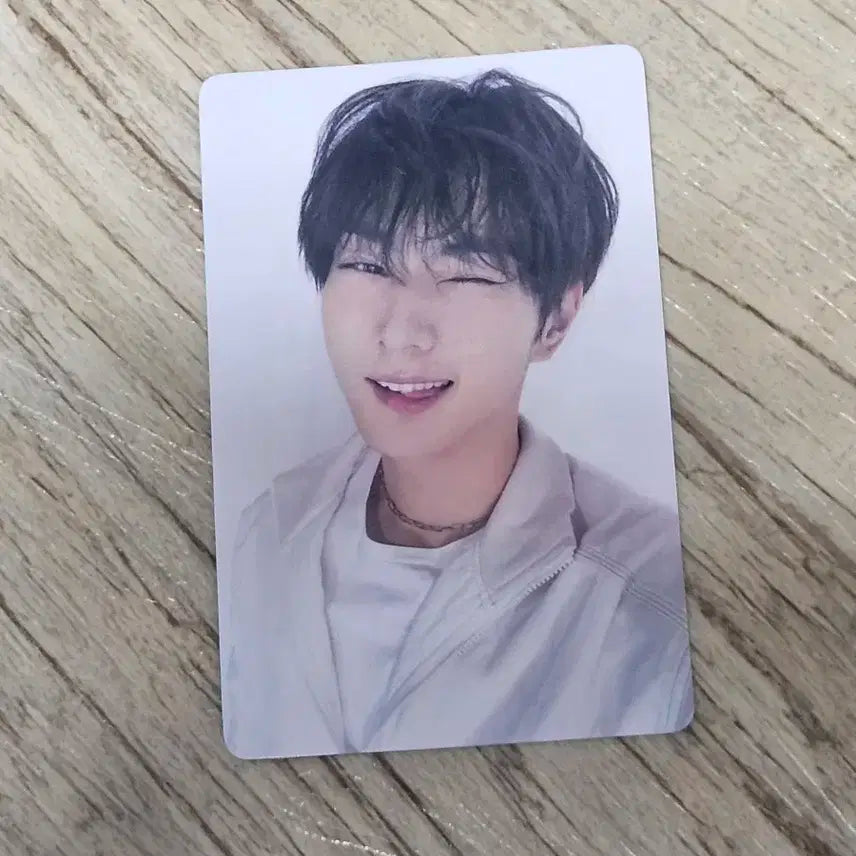 엔하이픈 정원 이즈위 특전 포카 럭드 양도 xo 윙크