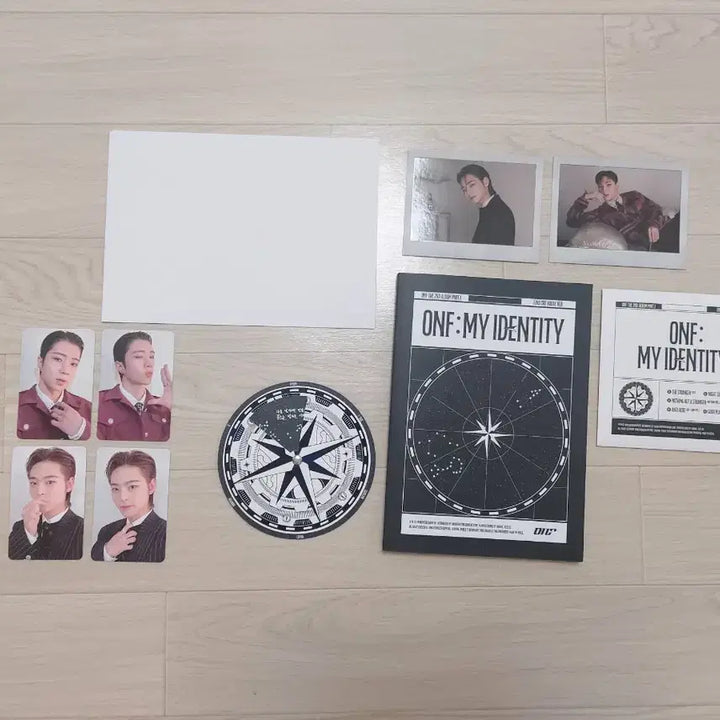 ONF My Identity 앨범 세트