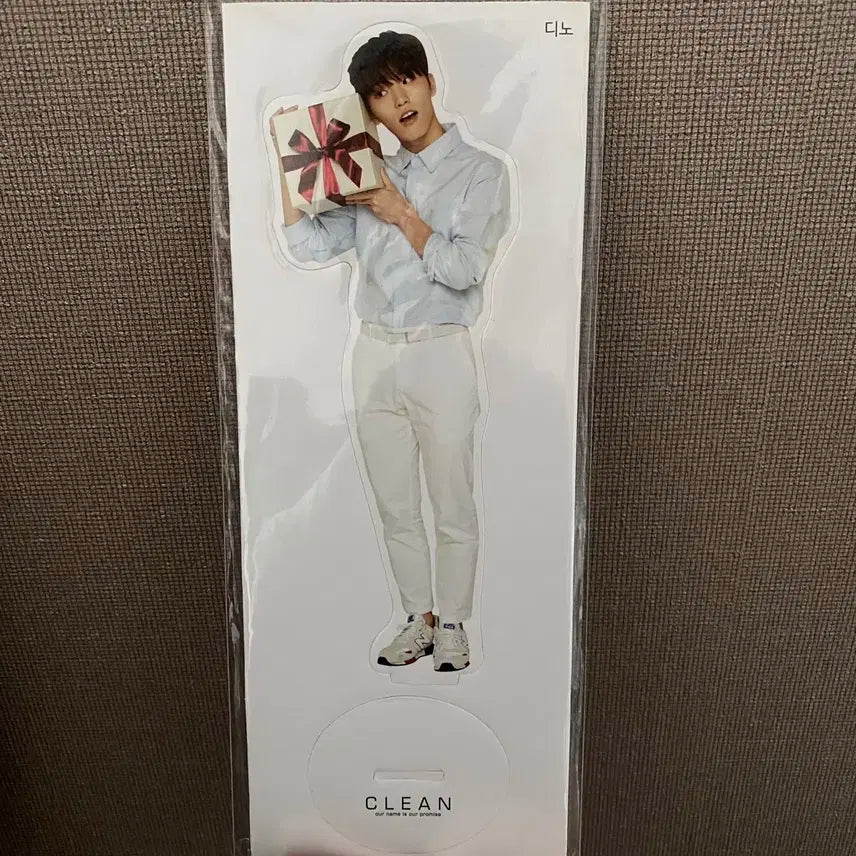 세븐틴 고전굿즈  디노 CLEAN 미니 등신대 양도