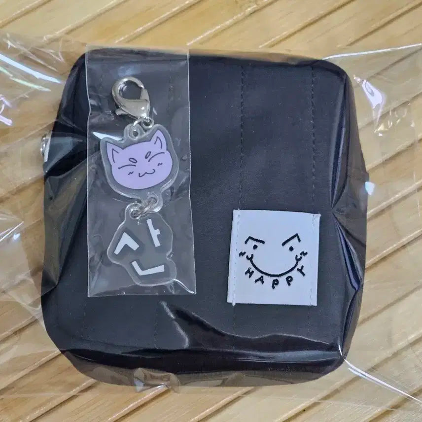 에이티즈 최산 콘서트엠디 파우치 산