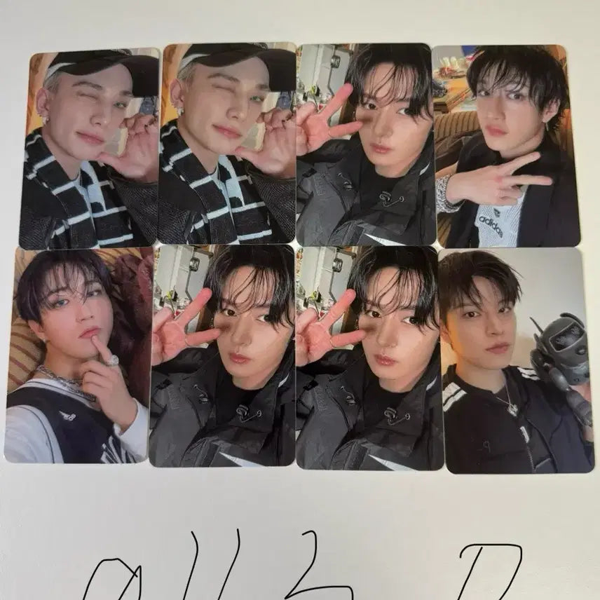 스키즈 카르마 방찬 리노 창빈 현진 한 필릭스 승민 아이엔 포카 컴팩트