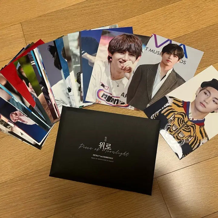 BTS 뷔 위로 사진전 포토카드 32장