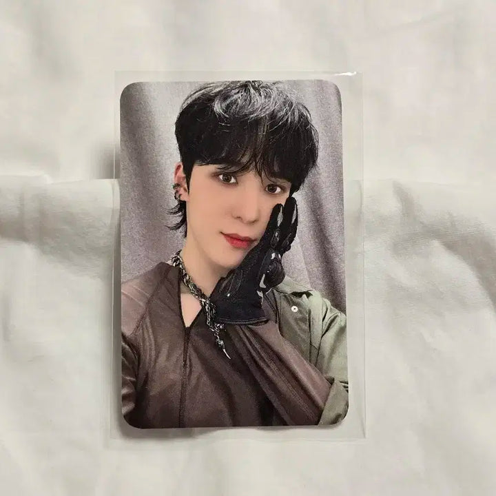 에이티즈 팝업 윤호 포카 아웃로우 바운시 아크릴스탠드