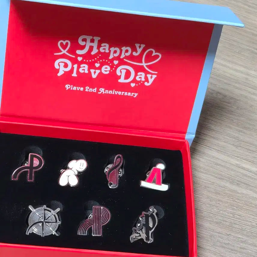 플레이브(HAPPY PLAVE DAY) 뱃지