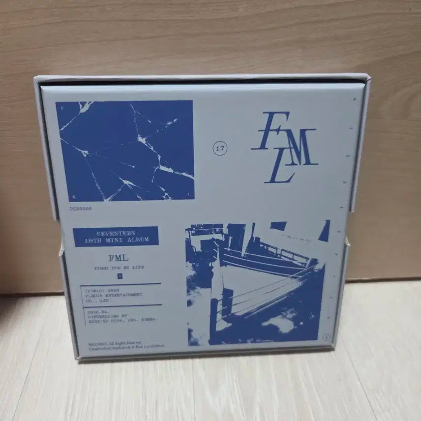 세븐틴 앨범 FML 판매합니다.