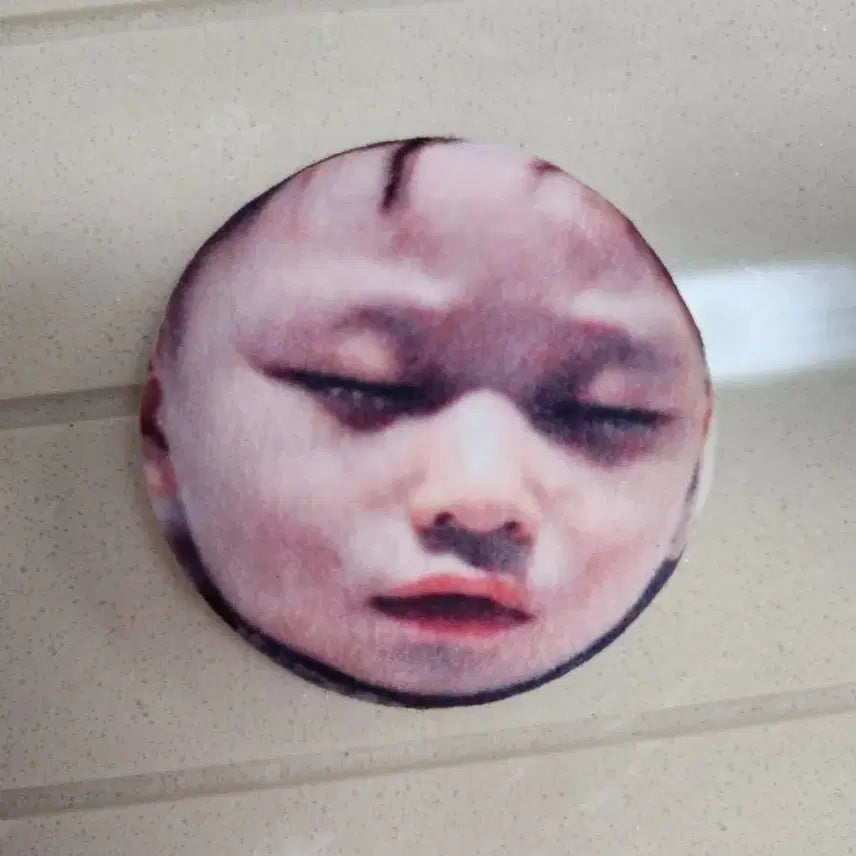 더보이즈 주연 아기 말랑뱃지 양도합니다! 포카인형배지나눔무료