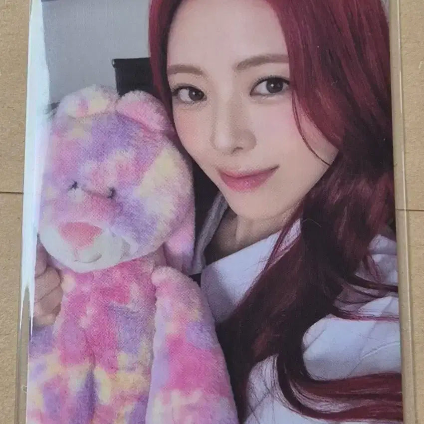 있지 유나 시그 포카