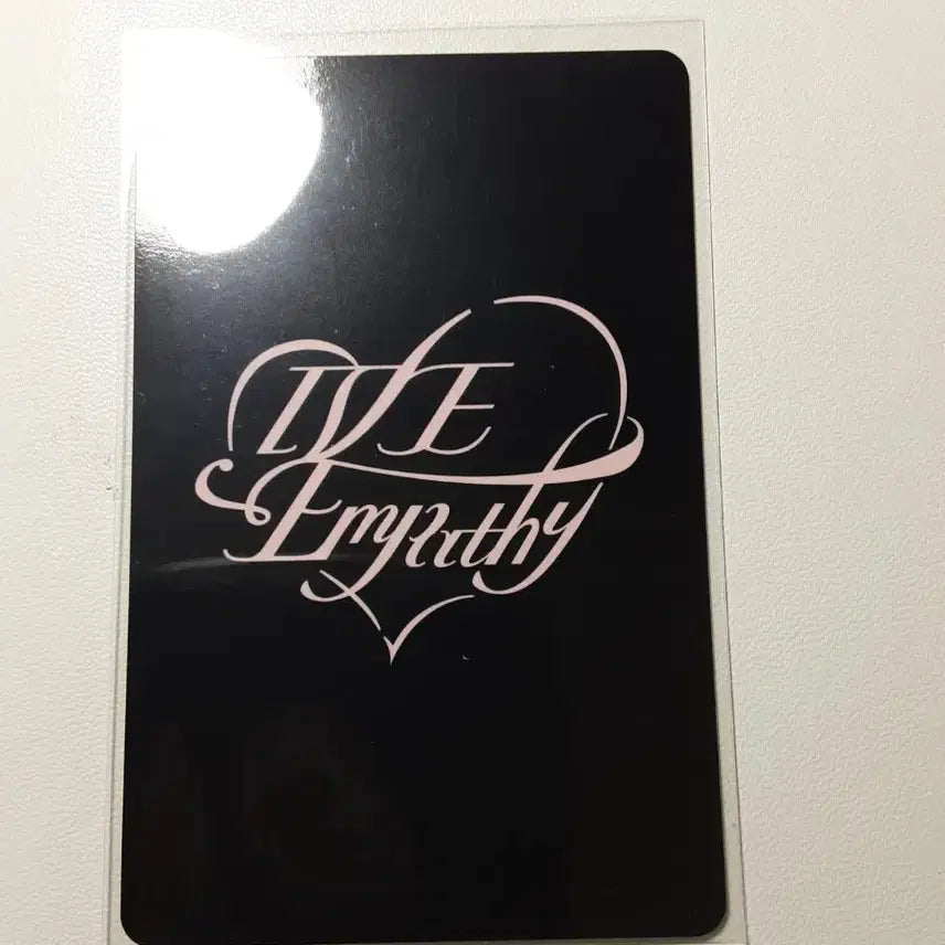 IVE EMPATHY AHD US VER.(하자약간있음)
