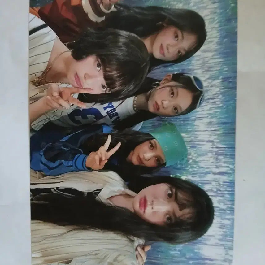 뉴진스.엽서.