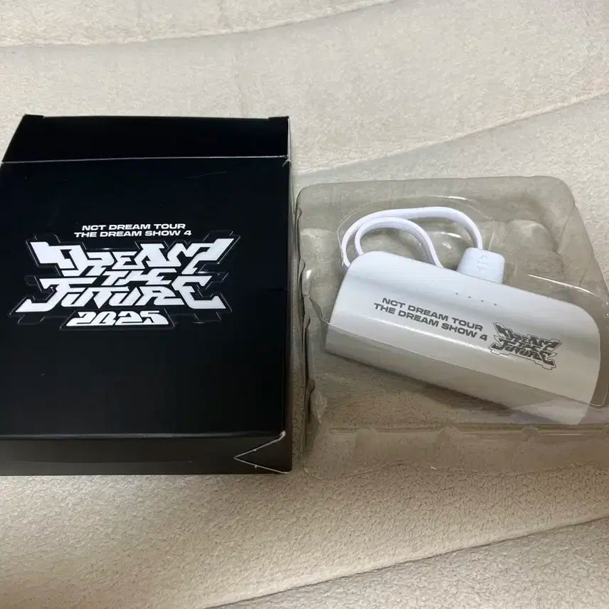 엔시티드림 드림쇼4 사첵 기프트 보조배터리