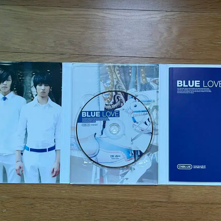 씨엔블루 bluelove 앨범