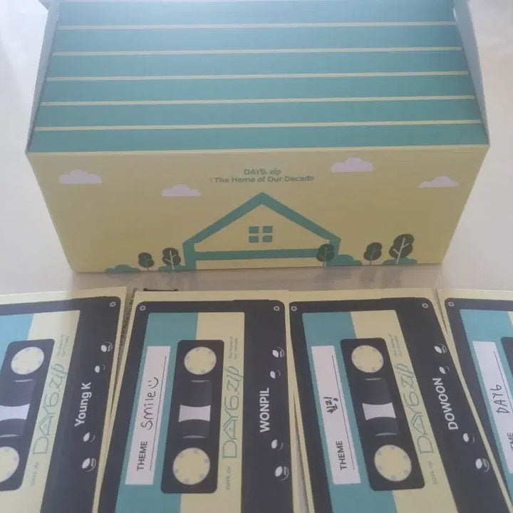 데이식스 데식 집 팝업 기프트 키트 캔들 향초 포카 포토카드