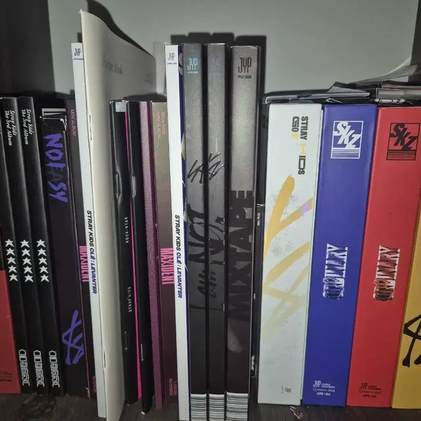 스키즈 개봉 앨범 판매합니다! 급전!!))