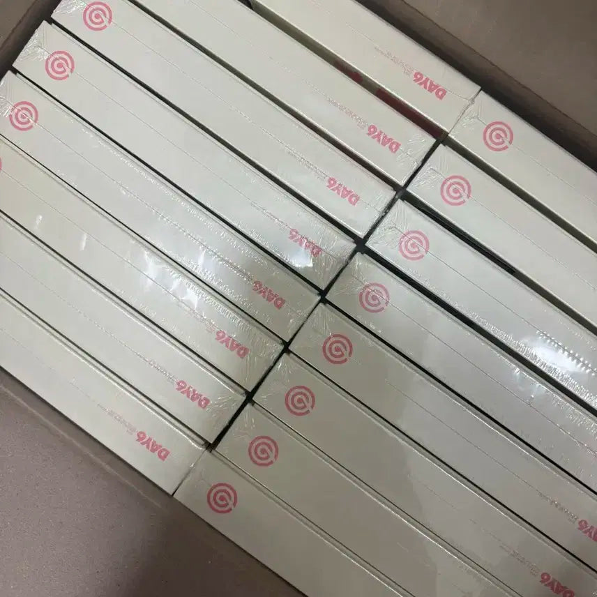 (미개봉 새상품)DAY6 The Decade 앨범(시티버전)