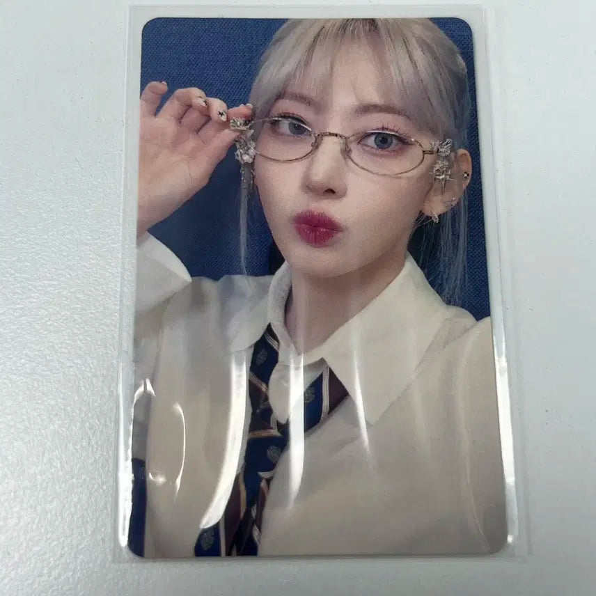 르세라핌 사쿠라 팬미팅 피어나다 포카