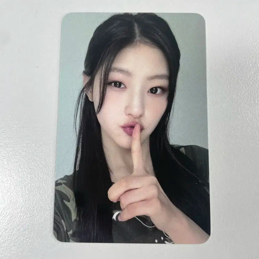 키스오브라이프 키오프 하늘 마이다스터치 헬로라이브 미공포 쉿 포카