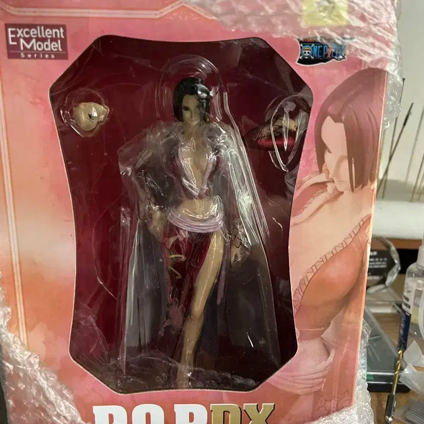 원피스 POP DX 보아 핸콕 피규어