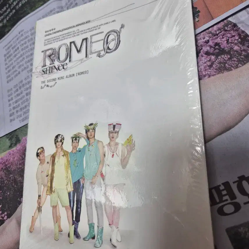 <미개봉>샤이니 - 미니 2집 ROMEO 줄리엣앨범 키 커버판매합니다